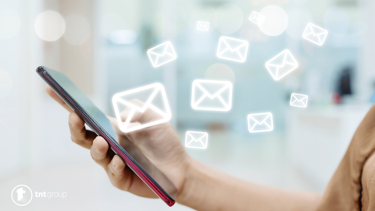 Kreativni Email sadržaj: Kako se istaknuti u inboxu u 2024.